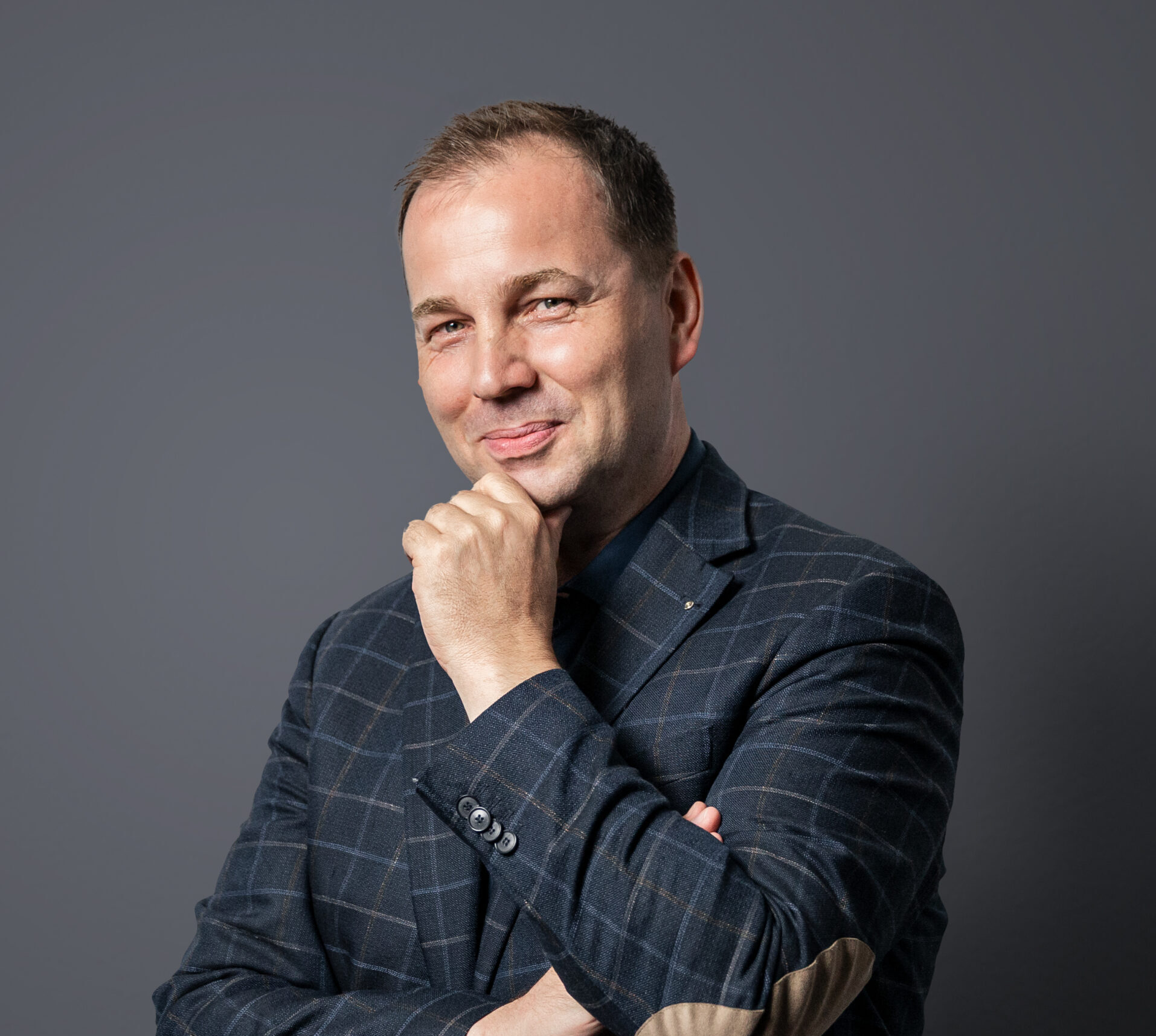 Götz-Schartner_8com_2026
